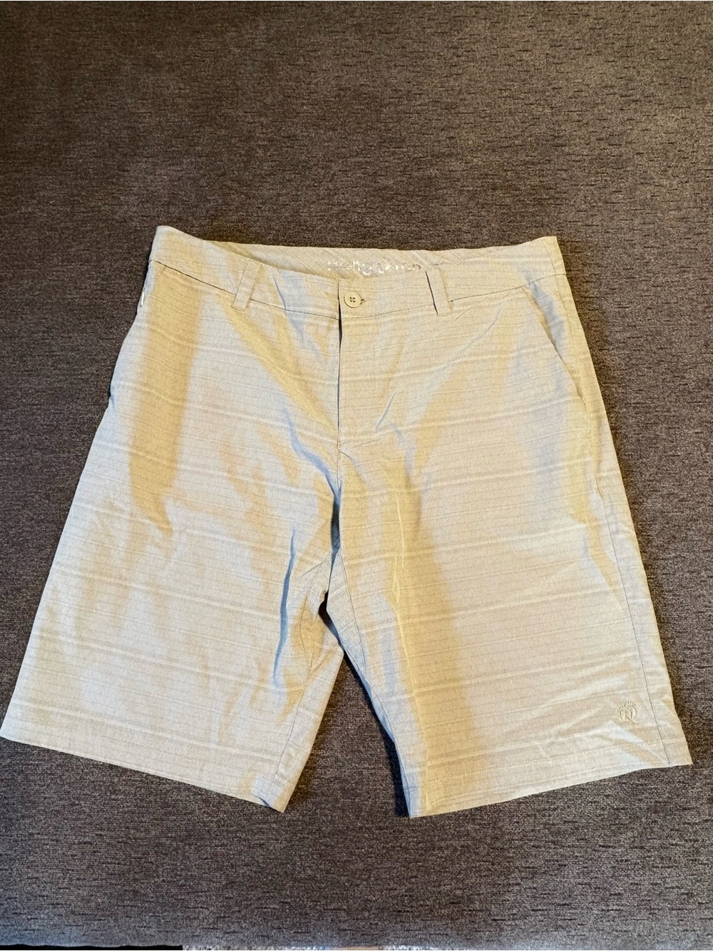 Hang Ten Men Shorts size 34, Pockets Chino Regular Fit Outdoors Casual Golf